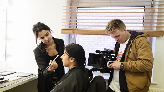 Roles in hair and make-up